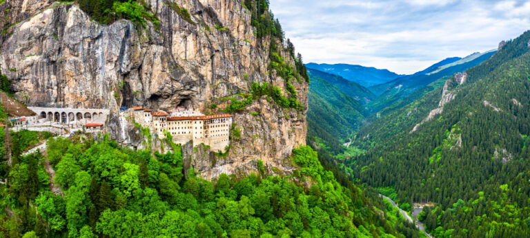 Lire la suite à propos de l’article Benvingut al Monestir de Montserrat